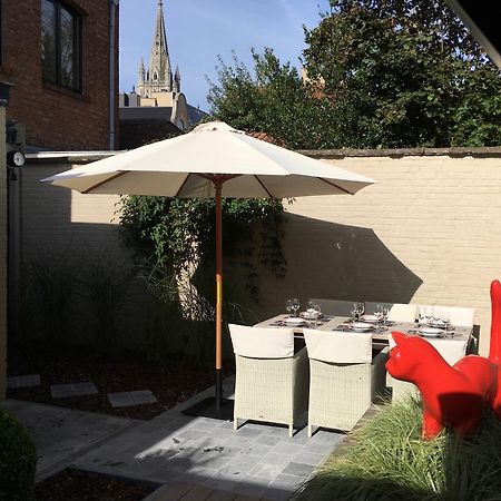 Het Kabinet Ieper Luaran gambar